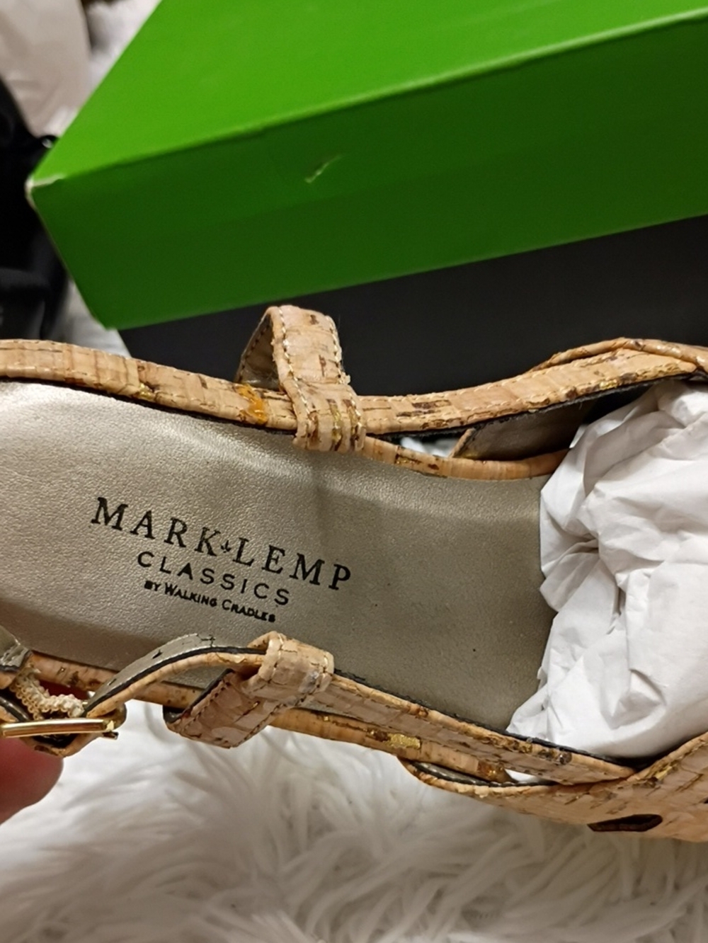 Mark Lemp By Walking Cradles Millie Gold Cork Sandals Women's Sz 6 WW ๐ - Picture 5 of 6